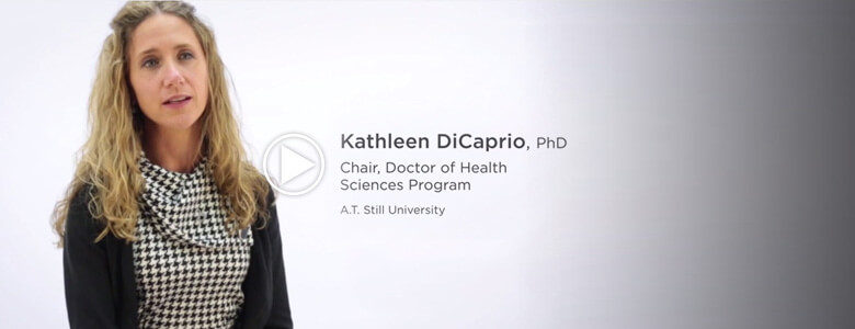 介绍视频ATSU健康科学博士项目的椅子上,凯瑟琳·迪卡普里奥博士。